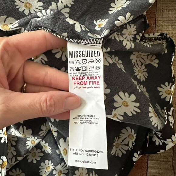 Missguided High Neck Smock Midi Dress With Daisy Print Pattern size 4 - Picture 9 of 9